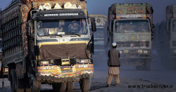 کامیون بنز در افغانستان